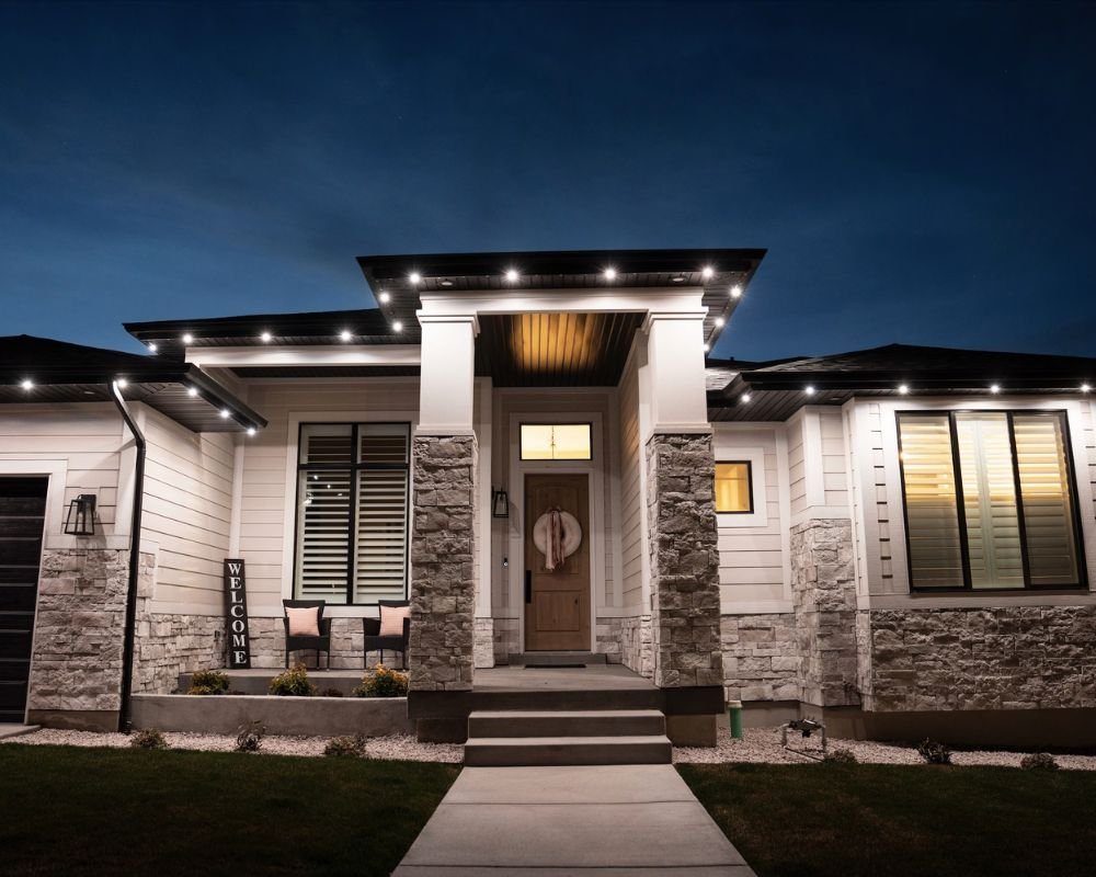 Brownstone Entry By A Landscape Lighting Company